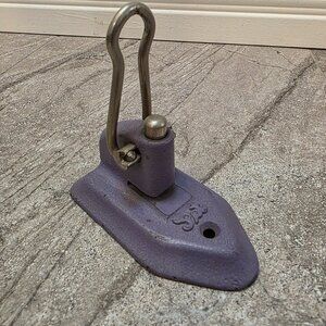 ANTIQUE VINTAGE CAST IRON WILSON JONES CO. SINGLE HOLE PUNCH #116-8 No 58